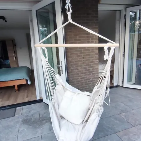Sabai Sabai Bed & Breakfast Amsterdam